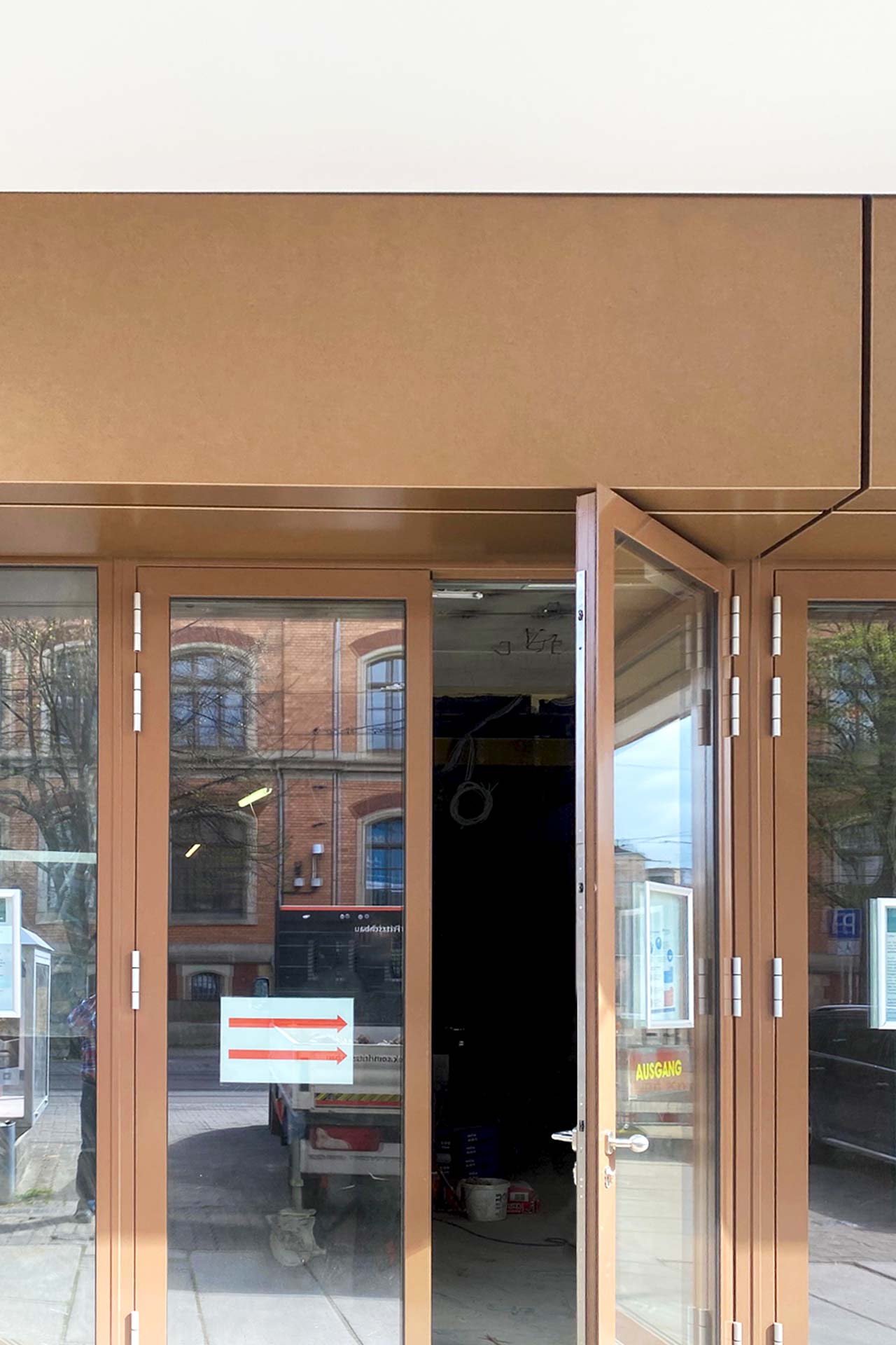 Projekte: Kino in Zwickau (2020) - Eingangstüren