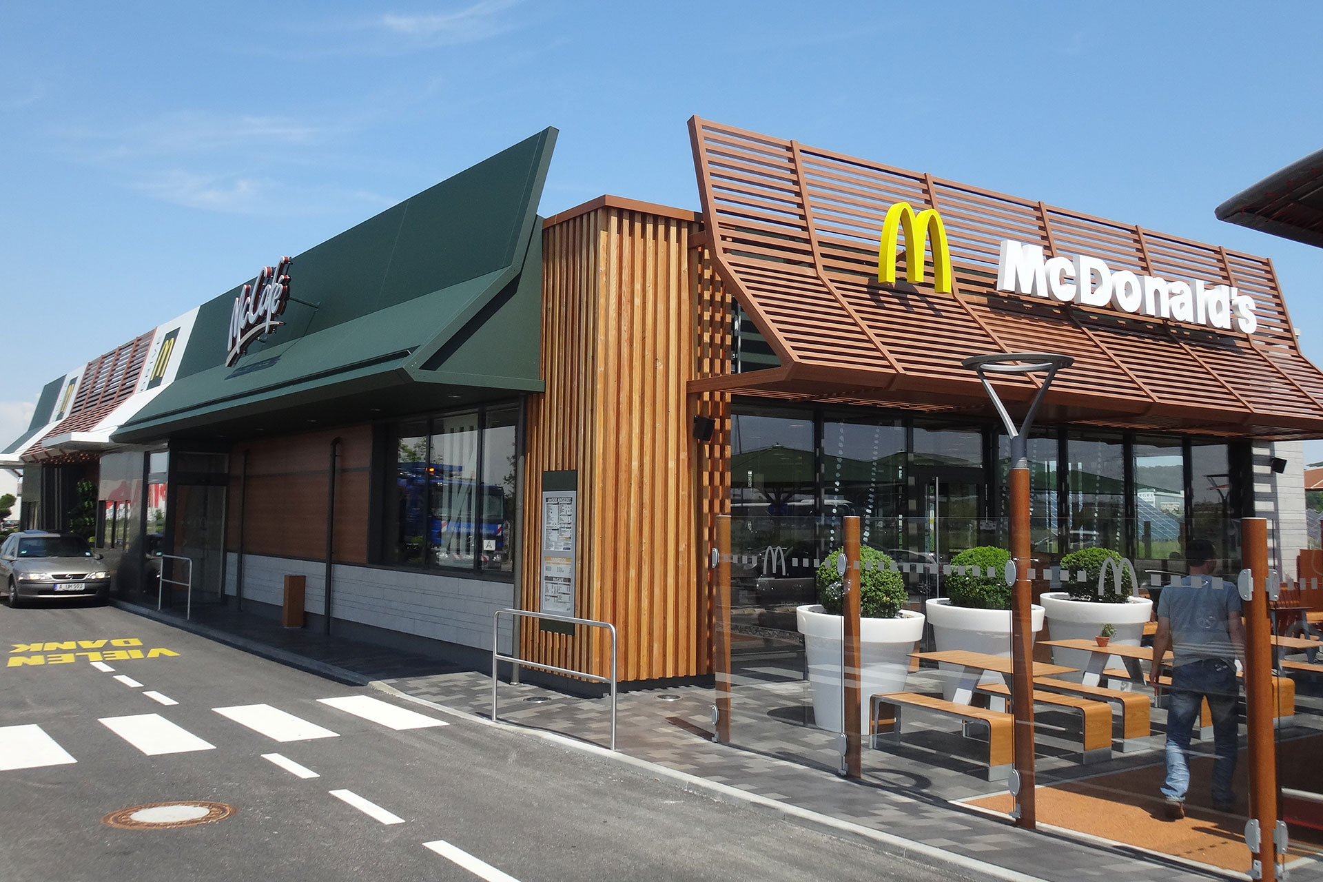 Projekte: Neubau McDonald's-Restaurants Standard-Design - Neubau McDonald's Restaurant Friedberg