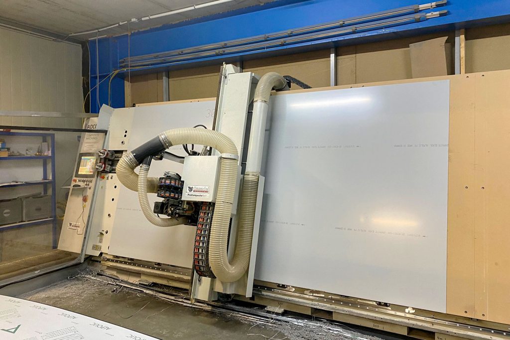 Maschinenpark: Vertikales Bearbeitungszentrum Alu Ranger 6321 V Groove
